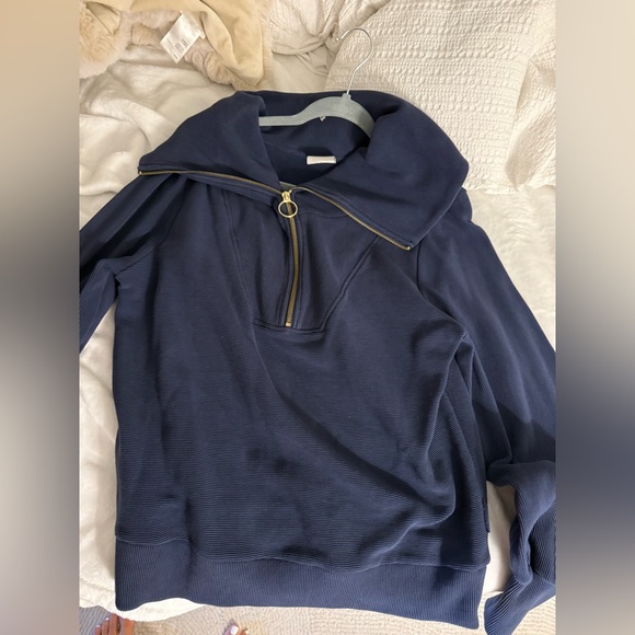 Varley Vine Half-Zip Pullover - Picture 8 of 9